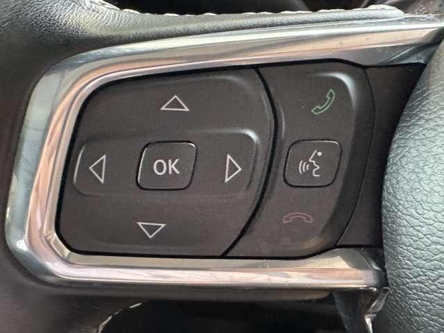 ジープ・ラングラーアンリミテッド サハラ 認定中古車 ワンオーナー 禁煙車 地上デジタルチューナーLEDヘッドランプ ブラインドスポットモニター ハンドルヒーター シートヒーター(12枚目)