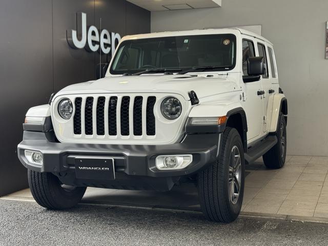 ジープ・ラングラーアンリミテッド サハラ 認定中古車 ワンオーナー 禁煙車 地上デジタルチューナーLEDヘッドランプ ブラインドスポットモニター ハンドルヒーター シートヒーター(28枚目)