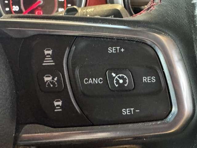 ジープ・ラングラー ルビコン・ソフトトップ ワンオーナー 認定中古車 ドライブレコーダー 禁煙車 マッドテレーンタイヤ 地上デジタルチューナー LEDヘッドライト シートヒーター(16枚目)