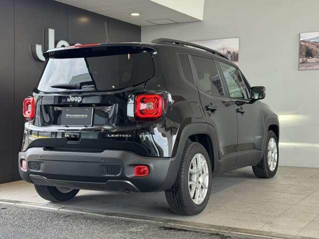 ジープ・レネゲード リミテッド 認定中古車 ドライブレコーダー 禁煙車 地デジ アップルカープレー レザーシート シートヒーター ハンドルヒーター バックカメラ(7枚目)