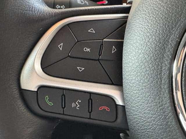 ジープ・レネゲード リミテッド 認定中古車 ドライブレコーダー 禁煙車 地デジ アップルカープレー レザーシート シートヒーター ハンドルヒーター バックカメラ(14枚目)