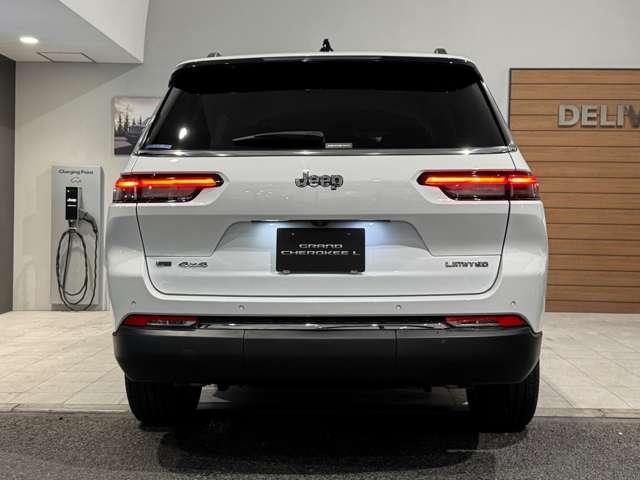 ジープ・グランドチェロキーL リミテッド ワンオーナー 禁煙車 認定中古車 360度カメラ ドライブレコーダー レザーシート シートヒーター ハンドルヒーター ベンチレーション(7枚目)