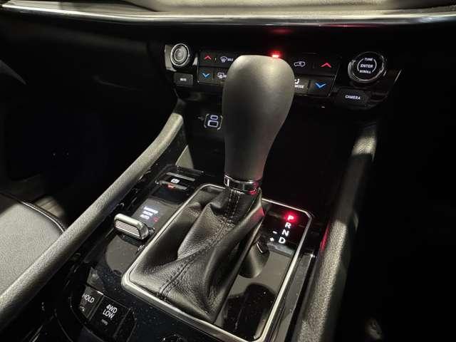 ジープ・コンパス リミテッド 認定中古車 1オーナー ドライブレコーダー 18ヶ月距離無制限保証 TVチューナー・キャンセラー レザーシート シートヒーター ハンドルヒーター(18枚目)