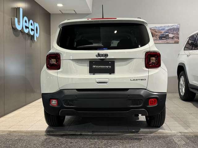 ジープ・レネゲード リミテッド 認定中古車 1オーナー ドラレコ TVチューナー禁煙車 18か月距離無制限保証 レザーシート シートヒーター ハンドルヒーター(8枚目)