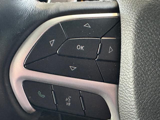 ジープ・グランドチェロキー サミット 認定中古車 ワンオーナー ドライブレコーダー 禁煙車 地デジ アップルカープレー ETC2.0 サンルーフ シートヒーター ハンドルヒーター(13枚目)