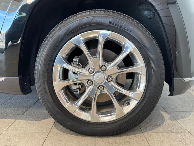 ジープ・グランドチェロキー サミット 認定中古車 ワンオーナー ドライブレコーダー 禁煙車 地デジ アップルカープレー ETC2.0 サンルーフ シートヒーター ハンドルヒーター(32枚目)