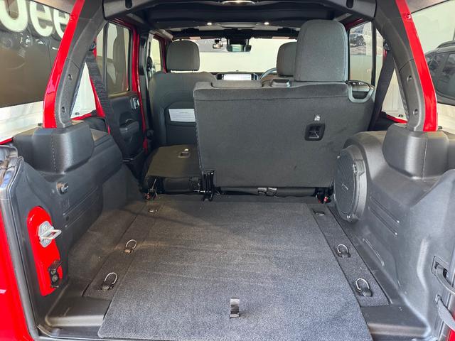 ジープ・ラングラーアンリミテッド スポーツ 認定中古車 新車保証継承 ドラレコ ETC2.0 ACC 障害物センサー AppleCarPlay 4WD(25枚目)