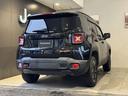 ジープ・レネゲード トレイルホーク ワンオーナー 禁煙車 認定中古車 ドライブレコーダー ナビゲーション バックカメラ ETC 地上デジタルチューナー バックカメラ(6枚目)