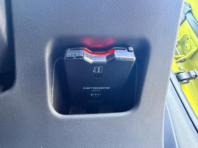 208 GT 新車保証継承 ドライブレコーダー フロント/サイド/バックソナー ワイドバックアイカメラ LEDヘッドライト インテリジェントハイビーム ファブリック&テップレザーシート フロントシートヒーター タッ(14枚目)