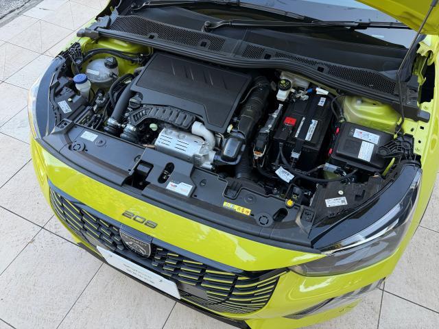 208 GT 新車保証継承 ドライブレコーダー フロント/サイド/バックソナー ワイドバックアイカメラ LEDヘッドライト インテリジェントハイビーム ファブリック&テップレザーシート フロントシートヒーター タッ(17枚目)