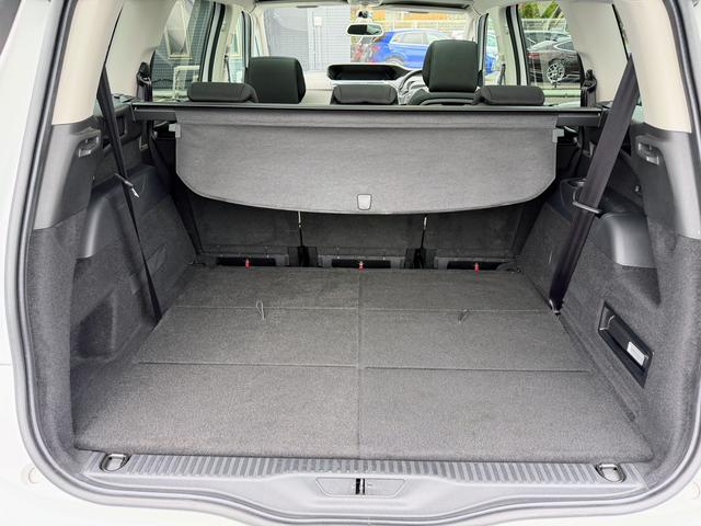 グランドC4 ピカソ エクスクルーシブ ワンオーナー/パワーバックドア/純正ナビ/全周囲カメラ/ガラスルーフ/ソナー/レーンアシスト/禁煙(14枚目)