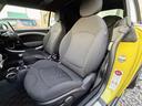運転席、助手席共にシートヒーターついてます。