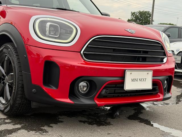 ＭＩＮＩ クーパーＤ　クロスオーバーオール４　クラシックトリム　タッチパネル式ＨＤＤナビ　リヤカメラ　アクティブクルコン　ドライビングアシスト　黒半革　シートヒーター　電動リヤゲート　１７インチＡＷ　アップルカープレイ　ワイヤレスチャージ　Ｂｌｕｅｔｏｏｔｈ　禁煙（34枚目）