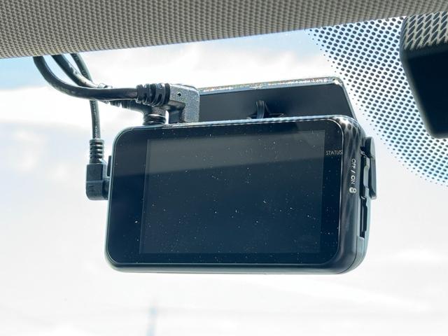 ＭＩＮＩ クーパーＤ　クロスオーバー　デジタルＰＫＧ　ペッパーＰＫＧ　タッチパネル式ＨＤＤナビ　リヤカメラ　電動リヤゲート　黒１８インチＡＷ　電動リヤゲート　ヘッドアップＤ　アクティブクルコン　ドライビングアシスト　ＥＴＣ２．０　禁煙車（49枚目）