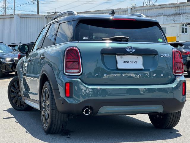ＭＩＮＩ クーパーＤ　クロスオーバー　デジタルＰＫＧ　ペッパーＰＫＧ　タッチパネル式ＨＤＤナビ　リヤカメラ　電動リヤゲート　黒１８インチＡＷ　電動リヤゲート　ヘッドアップＤ　アクティブクルコン　ドライビングアシスト　ＥＴＣ２．０　禁煙車（57枚目）