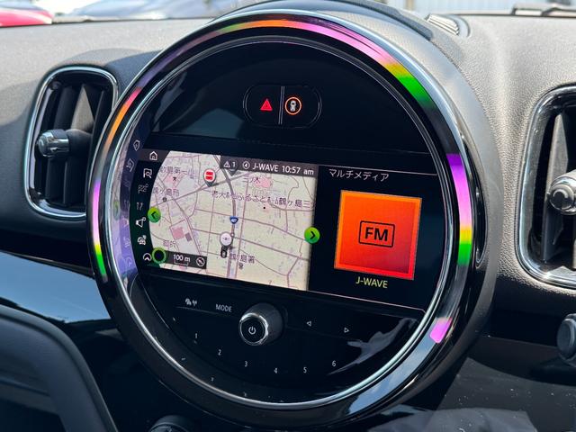 ＭＩＮＩ クーパーＤ　クロスオーバー　デジタルＰＫＧ　ペッパーＰＫＧ　タッチパネル式ＨＤＤナビ　リヤカメラ　電動リヤゲート　黒１８インチＡＷ　電動リヤゲート　ヘッドアップＤ　アクティブクルコン　ドライビングアシスト　ＥＴＣ２．０　禁煙車（67枚目）