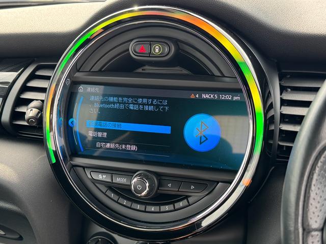 ＭＩＮＩ ジョンクーパーワークス　コンバーチブル　ユアーズソフトトップ　ピアノブラックエクステリア　アダプティブＬＥＤヘッドライト　１７インチＡＷ　ヘッドアップＤ　ＡＣＣ　Ｄアシスト　タッチパネルナビ　リヤカメラ　シートヒーター　１オーナ　禁煙車（29枚目）