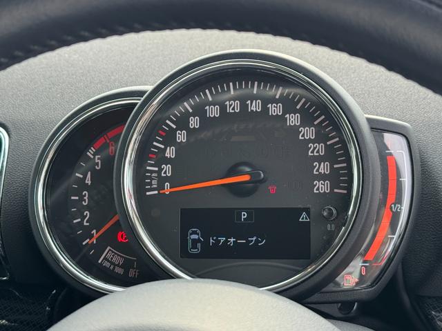 ＭＩＮＩ クーパーＤ　クラブマン　ペッパーパッケージ　タッチパネルＨＤＤナビ　リヤカメラ　１７インチＡＷ　アクティブクルコン　ドライビングアシスト　パーキングアシスト　ＥＴＣ２．０　Ｂｌｕｅｔｏｏｔｈ　アンビエントライト　禁煙車（16枚目）