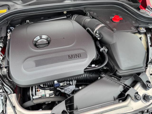MINI クーパーC クラシック・トリム ヘッドアップD ACC Dアシスト ステアリングヒーター シートヒーター タッチパネルナビ リヤカメラ アップルカープレイ ワイヤレスチャージ Bluetooth ETC2.0 17インチAW 禁煙車(38枚目)
