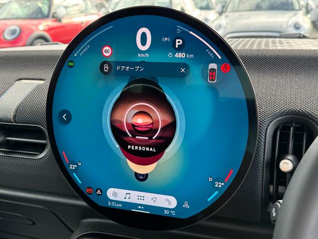 MINI クーパーC クラシック・トリム ヘッドアップD ACC Dアシスト ステアリングヒーター シートヒーター タッチパネルナビ リヤカメラ アップルカープレイ ワイヤレスチャージ Bluetooth ETC2.0 17インチAW 禁煙車(50枚目)
