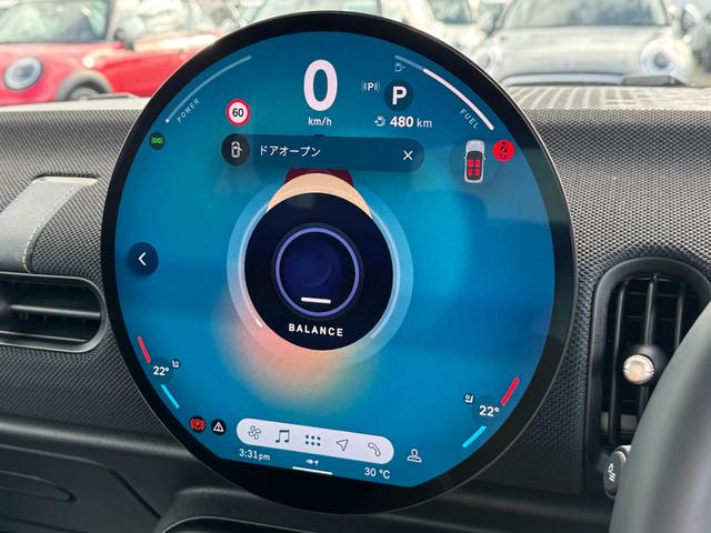 MINI クーパーC クラシック・トリム ヘッドアップD ACC Dアシスト ステアリングヒーター シートヒーター タッチパネルナビ リヤカメラ アップルカープレイ ワイヤレスチャージ Bluetooth ETC2.0 17インチAW 禁煙車(52枚目)