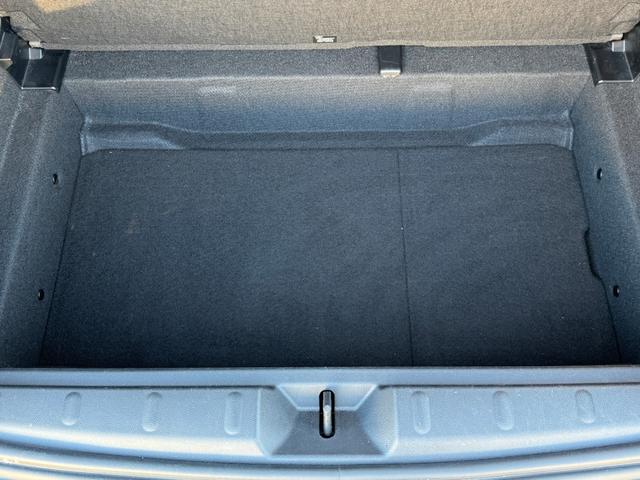 ＭＩＮＩ クーパーＳ　クラシック・トリム　黒エクステリア　黒１７インチＡＷ　黒ルーフ　タッチパネルナビ　リヤカメラ　デジタルメーター　黒半革シート　シートヒーター　Ｂｌｕｅｔｏｏｔｈ　ＥＴＣ２．０　ＡＣＣ　Ｄアシスト　禁煙車（79枚目）