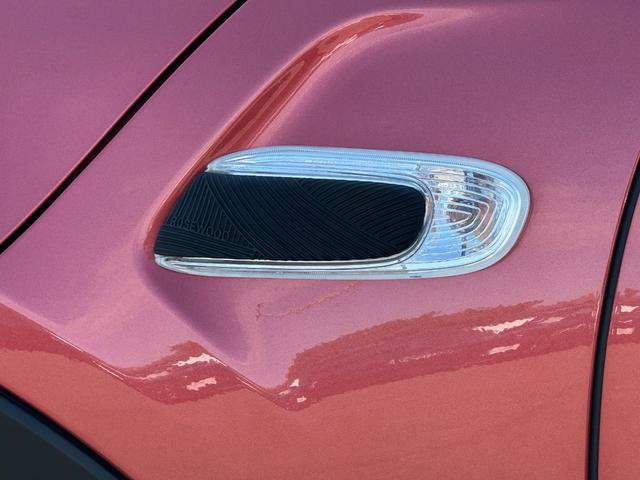 MINI クーパー ローズウッドエディション 日本全国200台限定車 タッチパネルナビ リヤカメラ Bluetooth 16インチアルミ クロスレザレットシート コンフォートアクセス 黒16インチAW 禁煙車(53枚目)