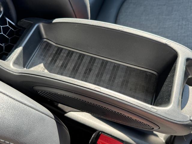 MINI クーパー ローズウッドエディション 日本全国200台限定車 タッチパネルナビ リヤカメラ Bluetooth 16インチアルミ クロスレザレットシート コンフォートアクセス 黒16インチAW 禁煙車(66枚目)