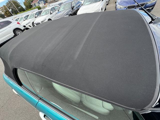 ＭＩＮＩ クーパーＳ　コンバーチブル　シーサイド・エディション　タッチパネルナビ　リヤカメラ　アップルカープレイ　ワイヤレスチャージ　Ｂｌｕｅｔｏｏｔｈ　レザーシート　シートヒーター　クルコン　ドライビングアシスト　１８インチＡＷ　黒電動幌　オープンタイマー　禁煙（20枚目）