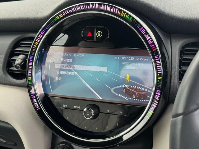 ＭＩＮＩ クーパーＳ　コンバーチブル　シーサイド・エディション　タッチパネルナビ　リヤカメラ　アップルカープレイ　ワイヤレスチャージ　Ｂｌｕｅｔｏｏｔｈ　レザーシート　シートヒーター　クルコン　ドライビングアシスト　１８インチＡＷ　黒電動幌　オープンタイマー　禁煙（60枚目）
