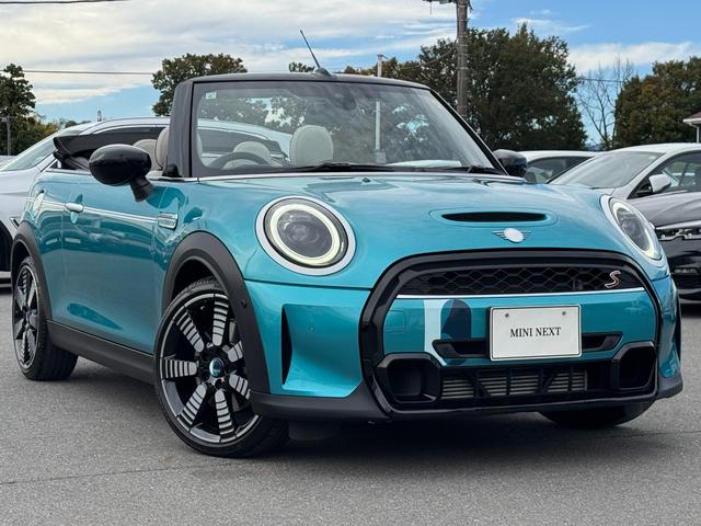 ＭＩＮＩ クーパーＳ　コンバーチブル　シーサイド・エディション　タッチパネルナビ　リヤカメラ　アップルカープレイ　ワイヤレスチャージ　Ｂｌｕｅｔｏｏｔｈ　レザーシート　シートヒーター　クルコン　ドライビングアシスト　１８インチＡＷ　黒電動幌　オープンタイマー　禁煙（62枚目）
