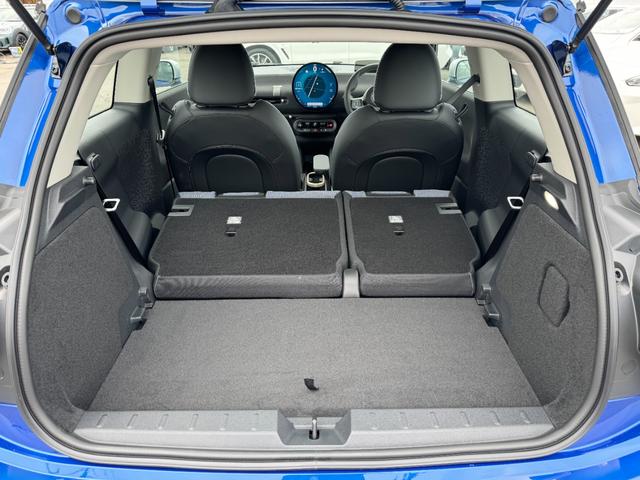 ＭＩＮＩ クーパーＥ　クラシック・トリム　弊社レンタ登録デモカー　クラシックトリム　ヘッドアップＤ　クルーズコントロール　Ｄアシスト　シートヒーター　ステアリングヒーター　タッチパネルナビ　リヤカメラ　ワイヤレスチャージ　ＥＴＣ　１７ＡＷ（37枚目）