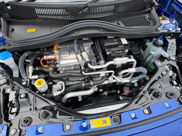 ＭＩＮＩ クーパーＥ　クラシック・トリム　弊社レンタ登録デモカー　クラシックトリム　ヘッドアップＤ　クルーズコントロール　Ｄアシスト　シートヒーター　ステアリングヒーター　タッチパネルナビ　リヤカメラ　ワイヤレスチャージ　ＥＴＣ　１７ＡＷ（39枚目）