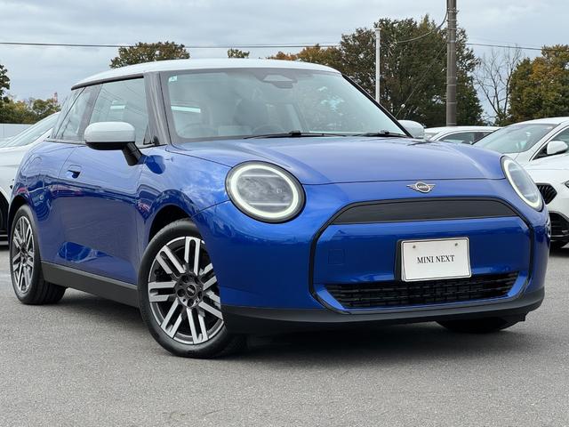 ＭＩＮＩ クーパーＥ　クラシック・トリム　弊社レンタ登録デモカー　クラシックトリム　ヘッドアップＤ　クルーズコントロール　Ｄアシスト　シートヒーター　ステアリングヒーター　タッチパネルナビ　リヤカメラ　ワイヤレスチャージ　ＥＴＣ　１７ＡＷ（57枚目）