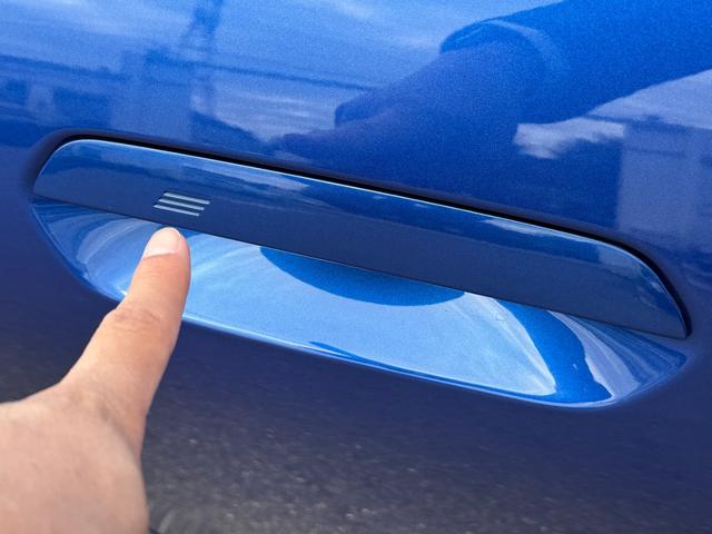 ＭＩＮＩ クーパーＥ　クラシック・トリム　弊社レンタ登録デモカー　クラシックトリム　ヘッドアップＤ　クルーズコントロール　Ｄアシスト　シートヒーター　ステアリングヒーター　タッチパネルナビ　リヤカメラ　ワイヤレスチャージ　ＥＴＣ　１７ＡＷ（62枚目）