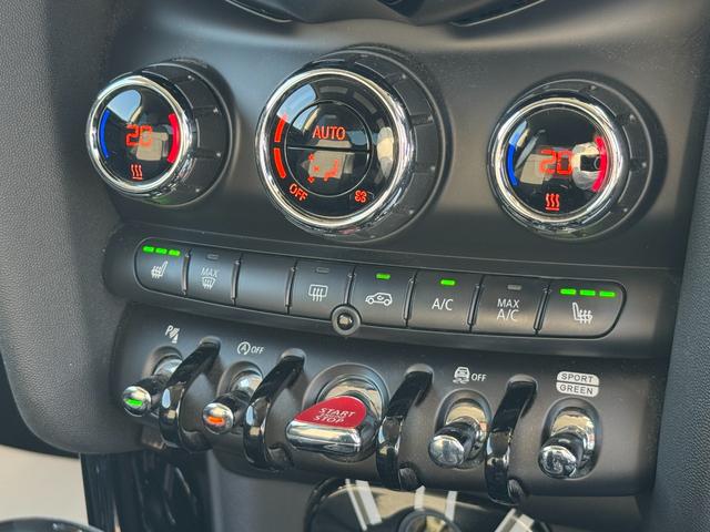 MINI クーパー タッチパネルナビ リヤカメラ シートヒーター 黒半革シート 16インチAW アクティブクルーズコントロール ドライビングアシスト Bluetooth コンフォートアクセス 1オーナー 禁煙車(27枚目)