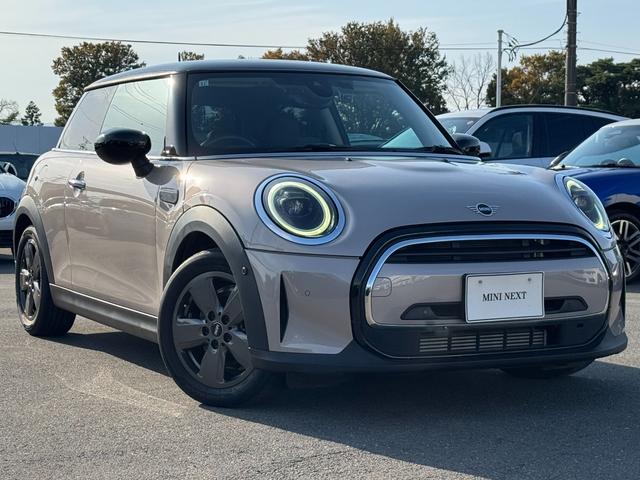 MINI クーパー タッチパネルナビ リヤカメラ シートヒーター 黒半革シート 16インチAW アクティブクルーズコントロール ドライビングアシスト Bluetooth コンフォートアクセス 1オーナー 禁煙車(57枚目)