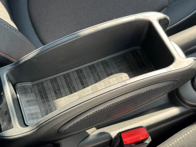 MINI クーパー タッチパネルナビ ドライビングアシスト 15インチアルミ LEDヘッドライト LDEフォグライト コンフォートアクセス アイドリングストップ アンビエントライト 禁煙車(27枚目)