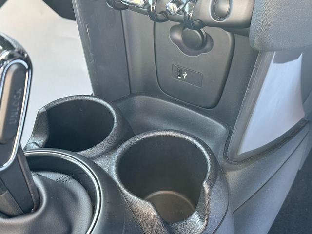 MINI クーパー タッチパネルナビ ドライビングアシスト 15インチアルミ LEDヘッドライト LDEフォグライト コンフォートアクセス アイドリングストップ アンビエントライト 禁煙車(64枚目)