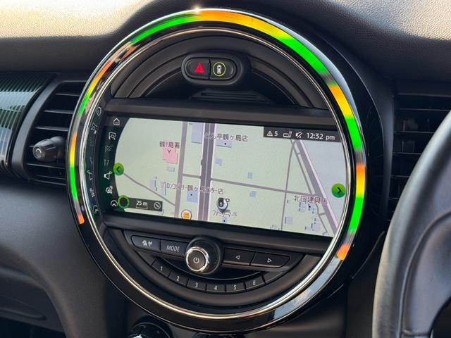 MINI クーパーD 60周年記念車 茶革 シートヒーター タッチパネルナビ 社外フルセグTV リヤカメラ クルーズコントロール ドライビングアシスト 17インチAW LEDヘッドライト Bluetooth 禁煙車(23枚目)