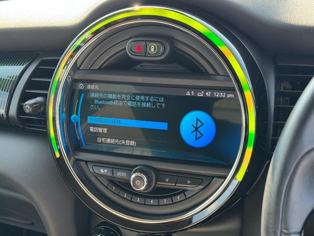 MINI クーパーD 60周年記念車 茶革 シートヒーター タッチパネルナビ 社外フルセグTV リヤカメラ クルーズコントロール ドライビングアシスト 17インチAW LEDヘッドライト Bluetooth 禁煙車(24枚目)