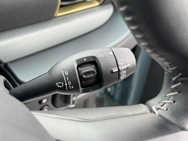 ＭＩＮＩ クーパーＳ　クラブマン　アントールド・エディション　ユアーズレザーセージグリーン　シートヒーター　タッチパネルモニター　アップルカープレイ　リヤカメラ　ワイヤレスチャージ　Ｂｌｕｅｔｏｏｔｈ　クルコン　Ｄアシスト　１８ＡＷ　当社下取車　１オーナ　禁煙車（54枚目）