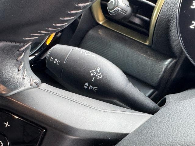 ＭＩＮＩ クーパーＳ　クラブマン　アントールド・エディション　ユアーズレザーセージグリーン　シートヒーター　タッチパネルモニター　アップルカープレイ　リヤカメラ　ワイヤレスチャージ　Ｂｌｕｅｔｏｏｔｈ　クルコン　Ｄアシスト　１８ＡＷ　当社下取車　１オーナ　禁煙車（55枚目）