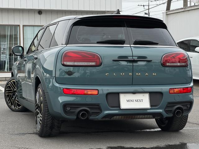 ＭＩＮＩ クーパーＳ　クラブマン　アントールド・エディション　ユアーズレザーセージグリーン　シートヒーター　タッチパネルモニター　アップルカープレイ　リヤカメラ　ワイヤレスチャージ　Ｂｌｕｅｔｏｏｔｈ　クルコン　Ｄアシスト　１８ＡＷ　当社下取車　１オーナ　禁煙車（67枚目）