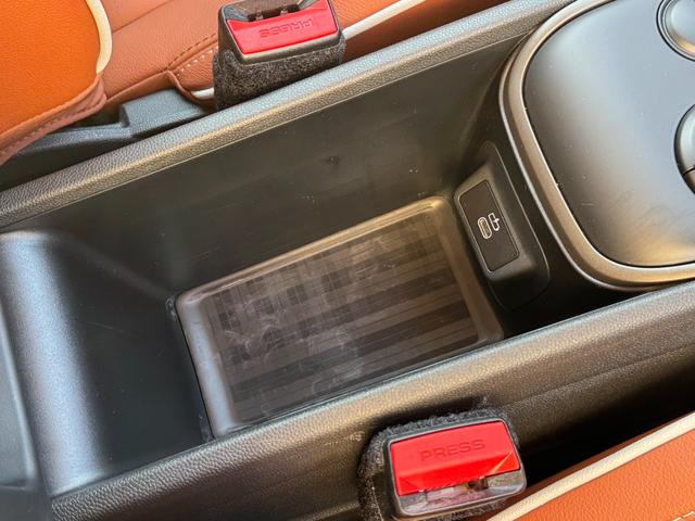 ＭＩＮＩ クパＳＤクロスオバオル４プレミアム＋Ｐクラシクトリム　茶革　シートヒーター　ＡＣＣ　Ｄアシスト　タッチパネルナビ　リヤカメラ　アップルカープレイ　ワイヤレスチャージ　Ｂｌｕｅｔｏｏｔｈ　ピクニックベンチ　電動リヤゲート　１８ＡＷ　１オーナ　禁煙車（31枚目）