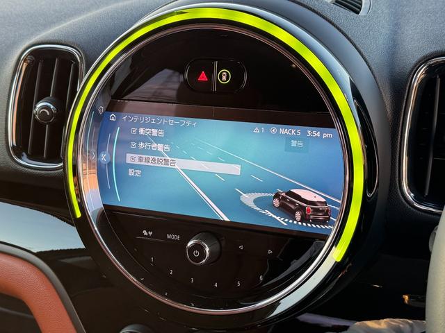 ＭＩＮＩ クパＳＤクロスオバオル４プレミアム＋Ｐクラシクトリム　茶革　シートヒーター　ＡＣＣ　Ｄアシスト　タッチパネルナビ　リヤカメラ　アップルカープレイ　ワイヤレスチャージ　Ｂｌｕｅｔｏｏｔｈ　ピクニックベンチ　電動リヤゲート　１８ＡＷ　１オーナ　禁煙車（59枚目）