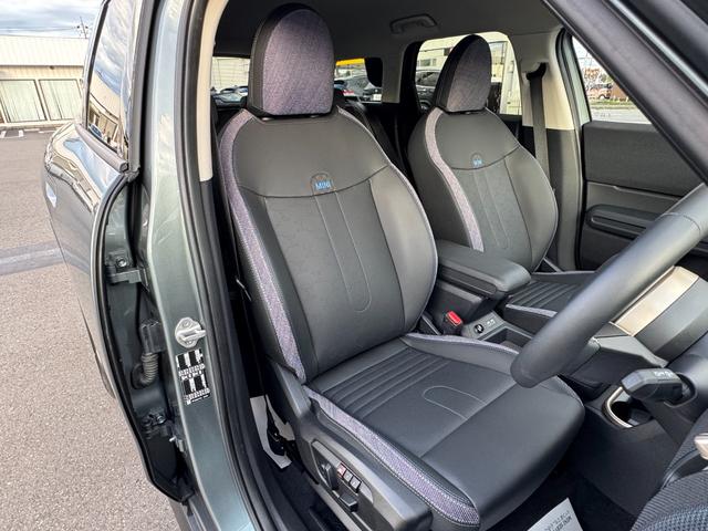 ＭＩＮＩ カントリーマンＣ　クラシック・トリム　Ｍパッケージ　ハーマンカードン　ヘッドアップＤ　ＡＣＣ　Ｄアシスト　タッチパネルナビ　全周囲カメラ　アップルカープレイ　１８ＡＷ　電動リヤゲート　電動シート　シートヒーター　ステアリングヒーター　禁煙（77枚目）