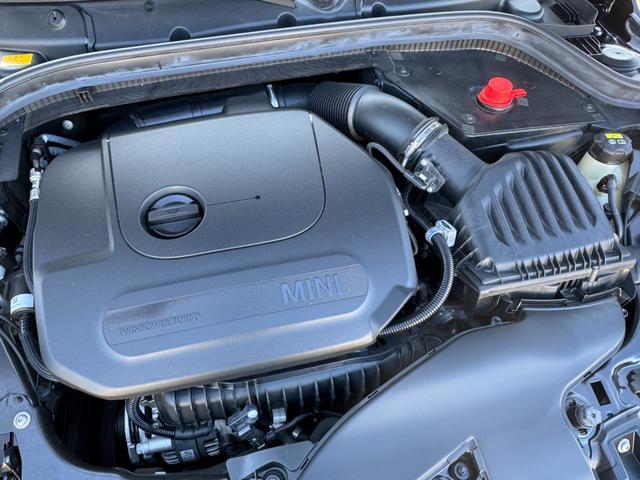 MINI クーパー デジタルPKG ペッパーPKG ヘッドアップD Dアシスト タッチパネルナビ リヤkメラ 15インチAW シートヒーター コンフォートアクセスLEDヘッドライト 1オーナー 禁煙車(41枚目)