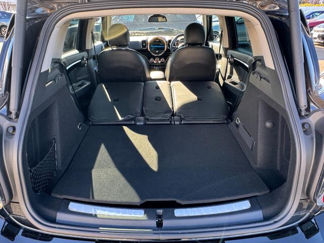 ＭＩＮＩ クーパーＤ　クロスオーバー　ペッパーＰＫＧ　ＡＬＬ４エクステリア　タッチパネルナビ　リヤカメラ　電動リヤゲート　黒１８インチＡＷ　ＡＣＣ　ドライビングアシスト　Ｂｌｕｅｔｏｏｔｈ　ＥＴＣ　カバナシート　１オーナ　禁煙車（78枚目）