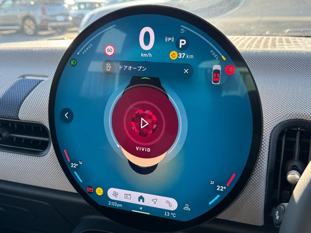 ＭＩＮＩ クーパーＣ　フェイバリット・トリム　ベスキン紺シート　シートヒーター　ステアリングヒーター　１７ＡＷ　ヘッドアップＤ　ＡＣＣ　Ｄアシスト　タッチパネルナビ　アップルカープレイ　リヤカメラ　ワイヤレスチャージ　Ｂｌｕｅｔｏｏｔｈ　ＥＴＣ（54枚目）